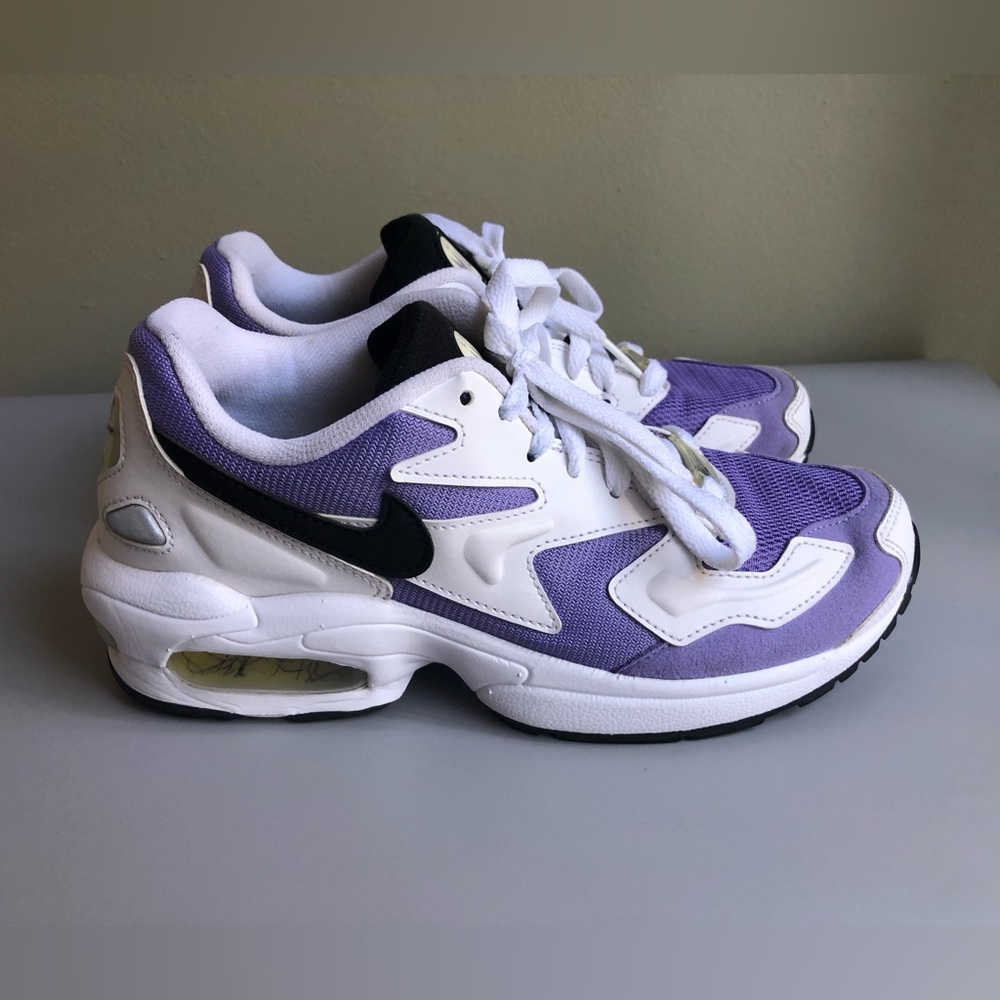 Nike Womens Air Max 2 Light “ White Violet” Size: US 6.5 EUR 37.5